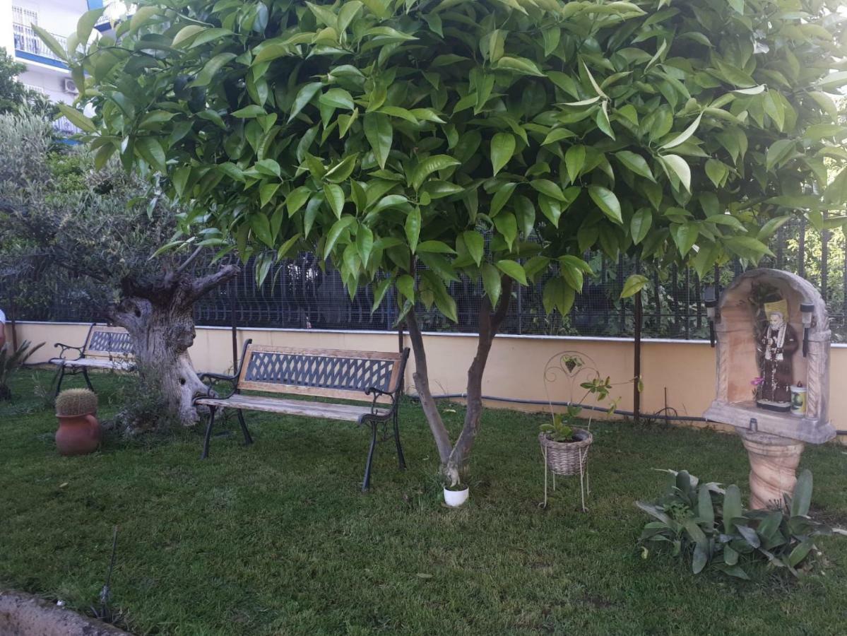 Pompei House Bed & Breakfast Scafati Bagian luar foto